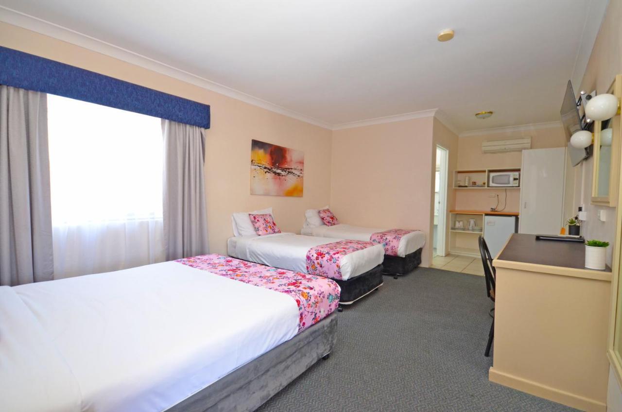 Ben Chifley Motor Inn Bathurst Buitenkant foto