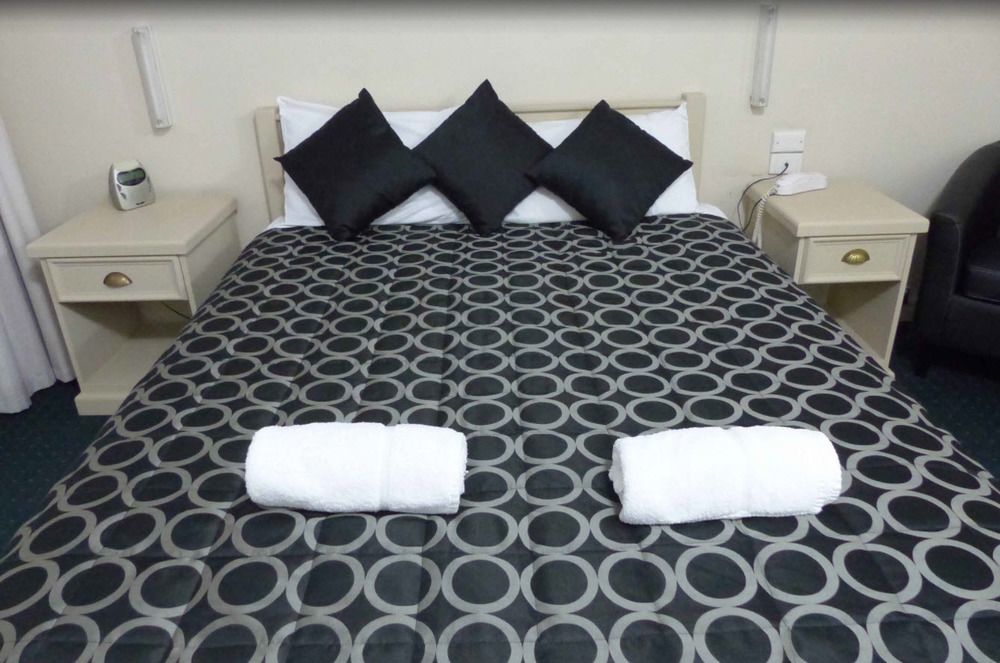 Ben Chifley Motor Inn Bathurst Buitenkant foto