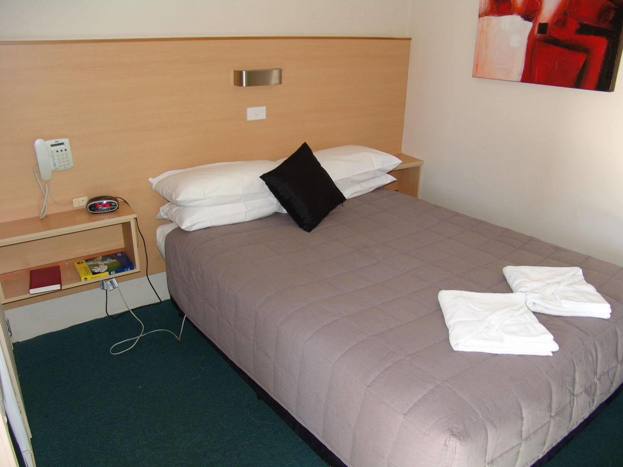 Ben Chifley Motor Inn Bathurst Buitenkant foto